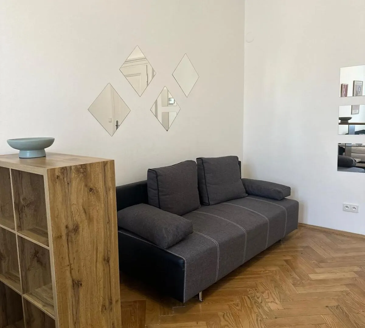 Apartment Chic Retreat On Skorepka Street Prague