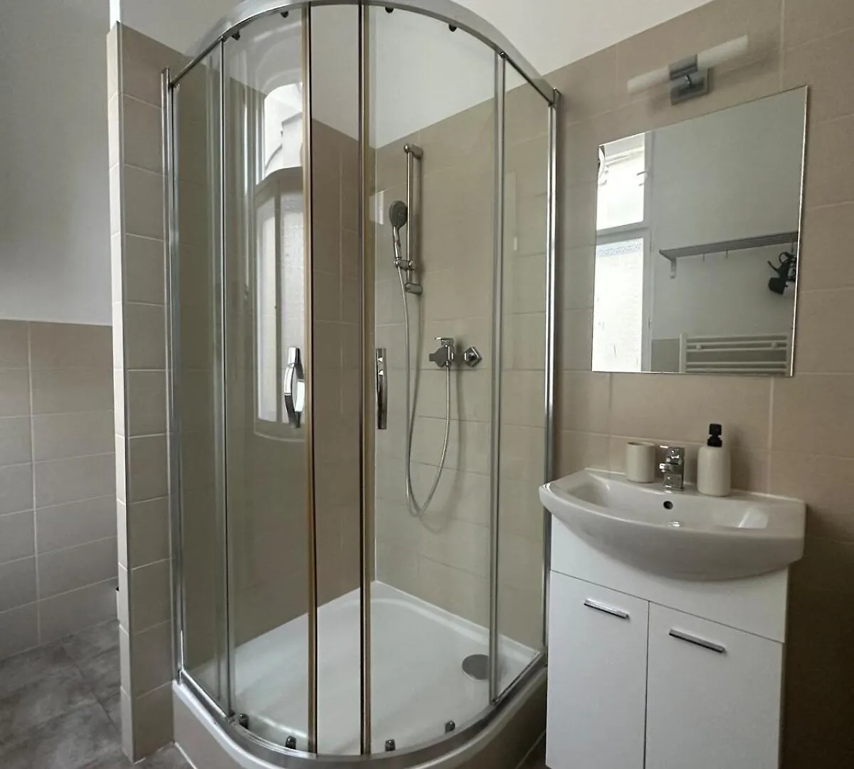 Chic Retreat On Skorepka Street Prague Czech Republic